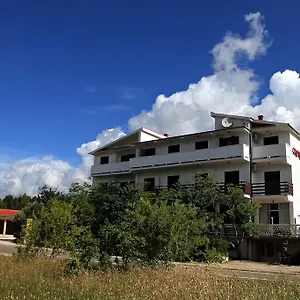 Rajna Gostinjska kuća